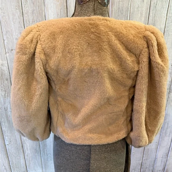 Chelsea & Violet Tan Fur Coat - Picture 4 of 8
